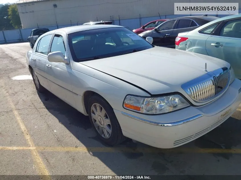 2004 Lincoln Town Car Ultimate VIN: 1LNHM83W54Y632419 Lot: 40736979