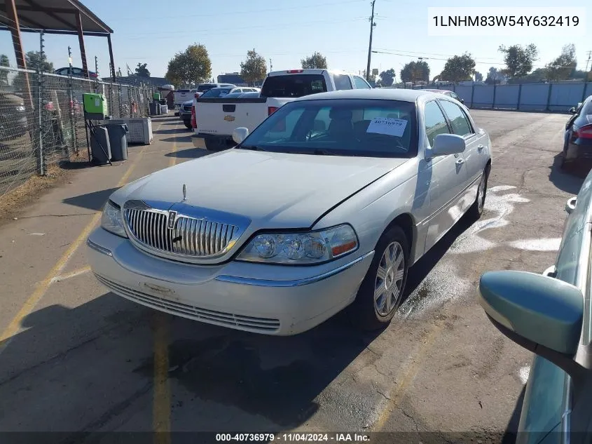 2004 Lincoln Town Car Ultimate VIN: 1LNHM83W54Y632419 Lot: 40736979