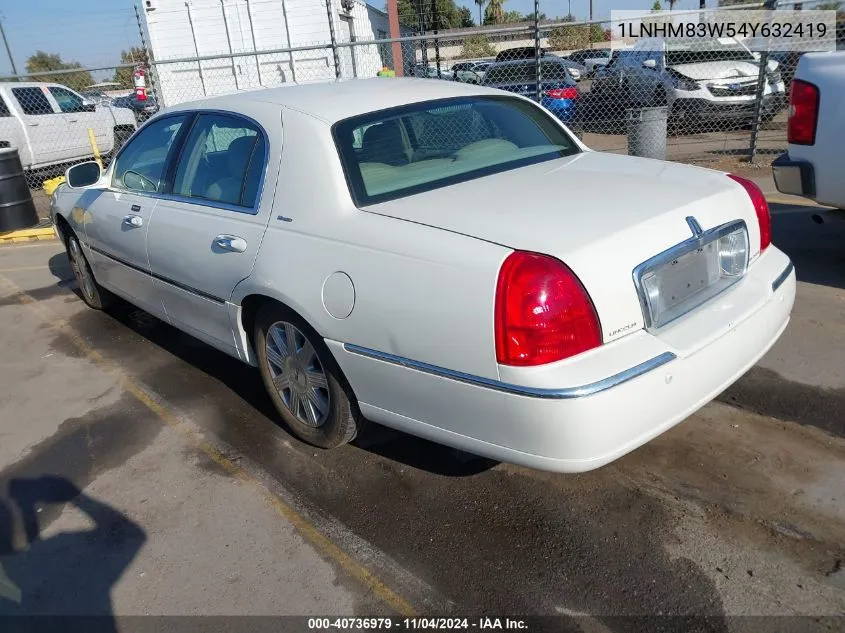 2004 Lincoln Town Car Ultimate VIN: 1LNHM83W54Y632419 Lot: 40736979