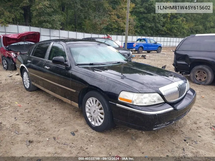 1LNHM81W45Y615602 2005 Lincoln Town Car Signature