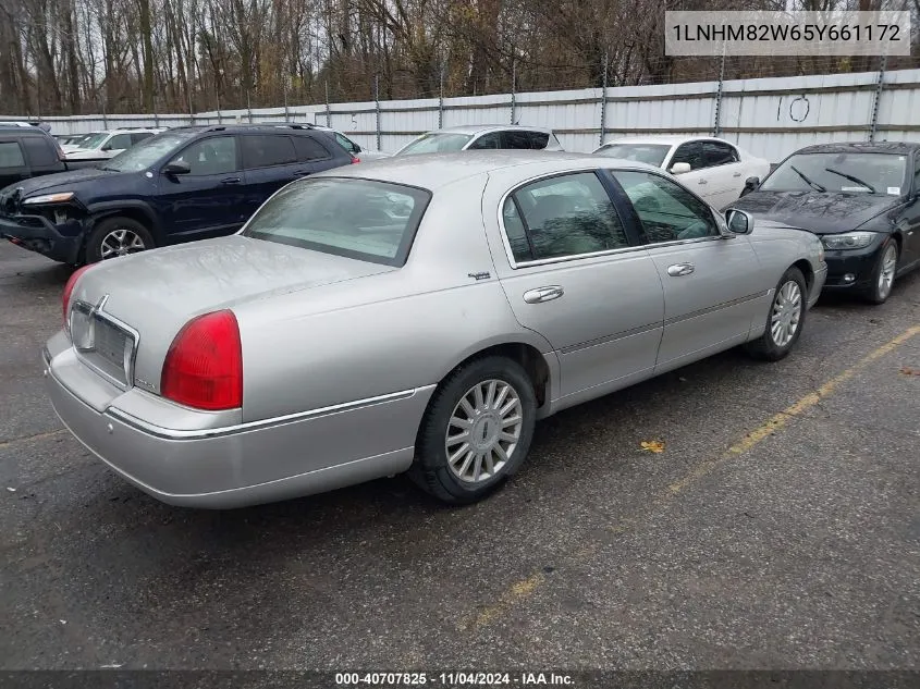 2005 Lincoln Town Car Signature Limited VIN: 1LNHM82W65Y661172 Lot: 40707825