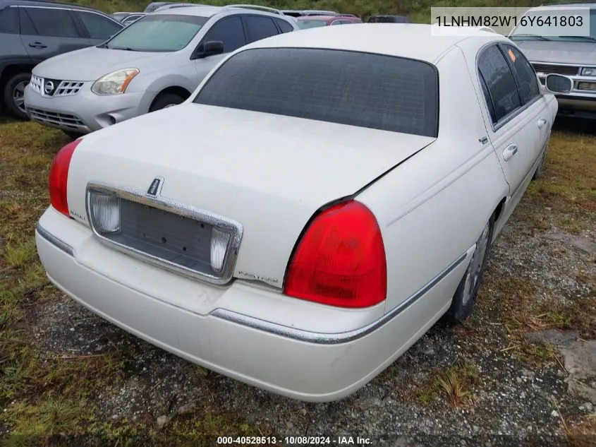 2006 Lincoln Town Car Signature Limited VIN: 1LNHM82W16Y641803 Lot: 40528513