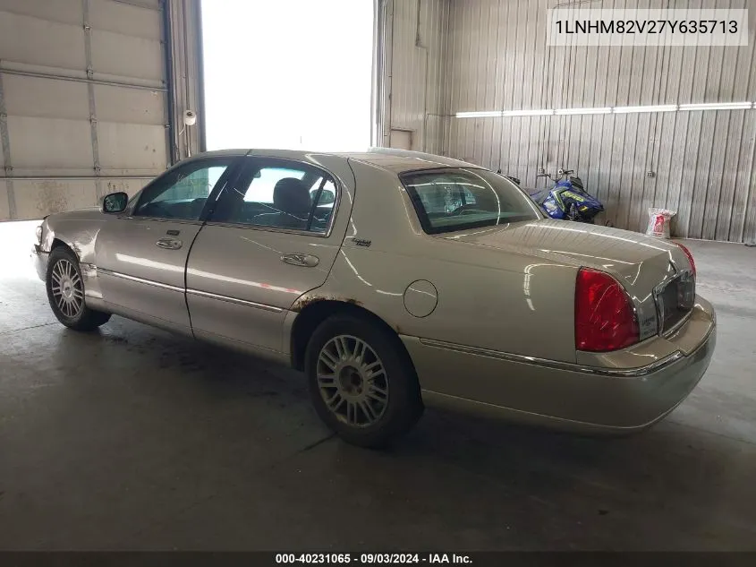 2007 Lincoln Town Car Signature Limited VIN: 1LNHM82V27Y635713 Lot: 40231065