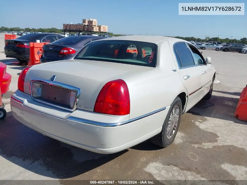 2007 Lincoln Town Car Signature Limited VIN: 1LNHM82V17Y628672 Lot: 40247867