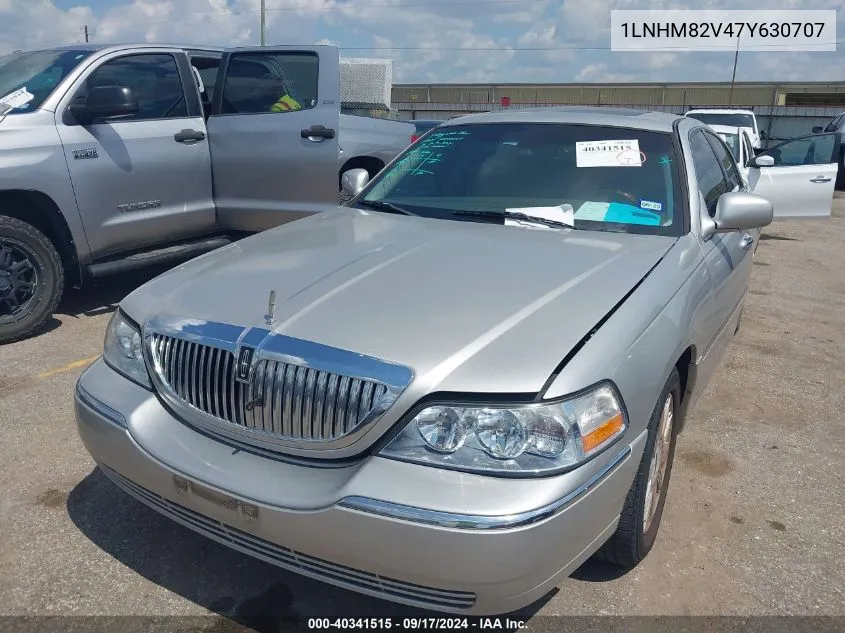 2007 Lincoln Town Car Signature Limited VIN: 1LNHM82V47Y630707 Lot: 40341515