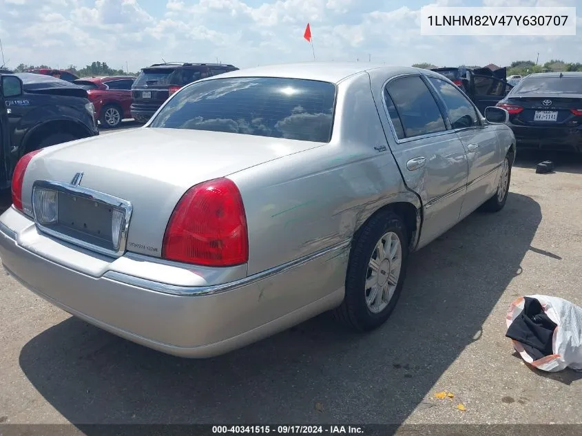 2007 Lincoln Town Car Signature Limited VIN: 1LNHM82V47Y630707 Lot: 40341515