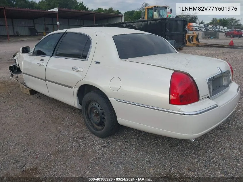 2007 Lincoln Town Car Signature Limited VIN: 1LNHM82V77Y601976 Lot: 40388926