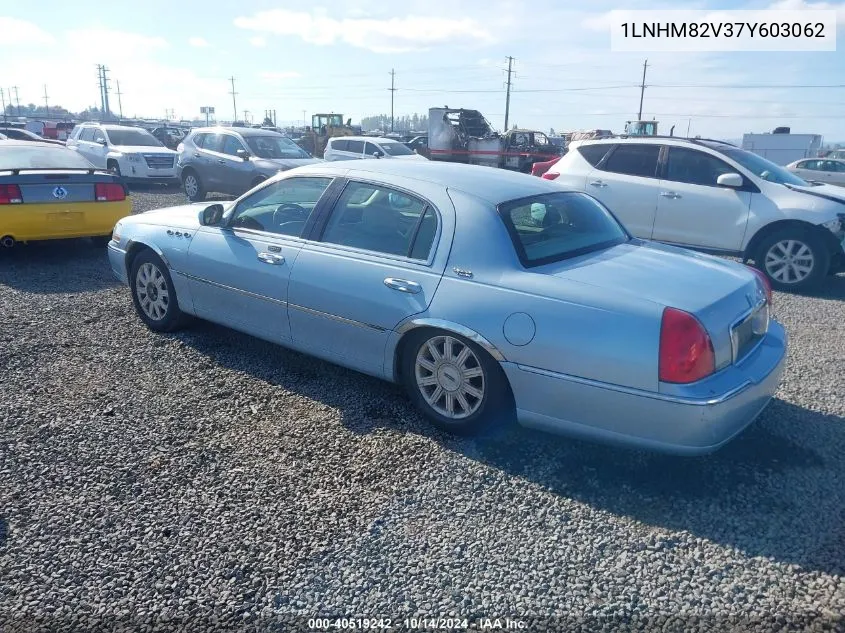 2007 Lincoln Town Car Signature Limited VIN: 1LNHM82V37Y603062 Lot: 40519242