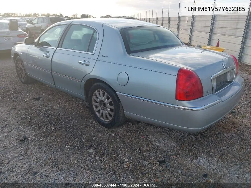 2007 Lincoln Town Car Signature VIN: 1LNHM81V57Y632385 Lot: 40637444