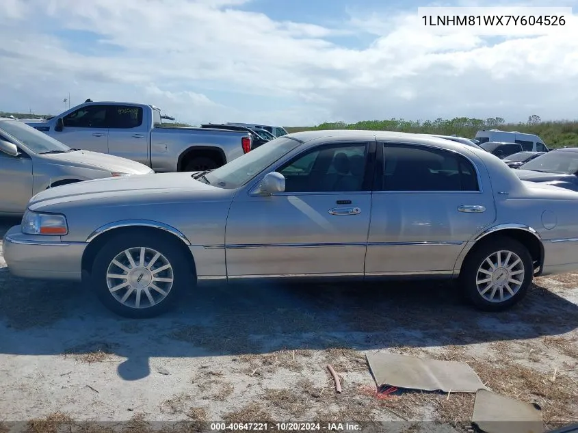 2007 Lincoln Town Car Signature VIN: 1LNHM81WX7Y604526 Lot: 40647221