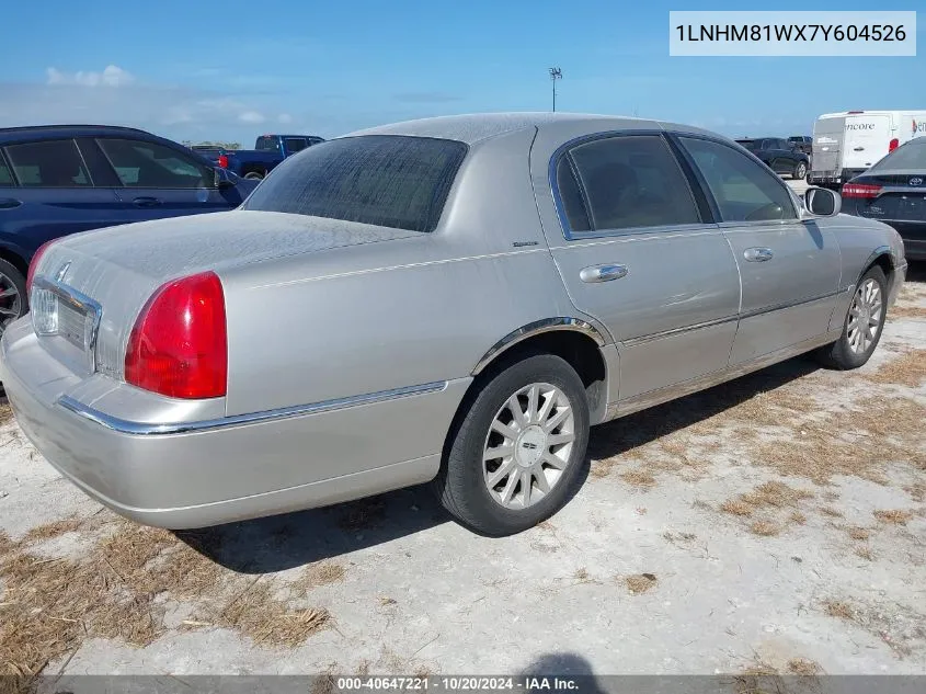 2007 Lincoln Town Car Signature VIN: 1LNHM81WX7Y604526 Lot: 40647221