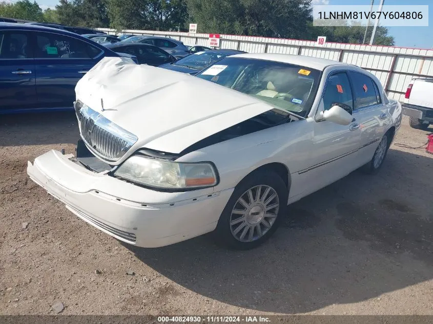 2007 Lincoln Town Car Signature VIN: 1LNHM81V67Y604806 Lot: 40824930