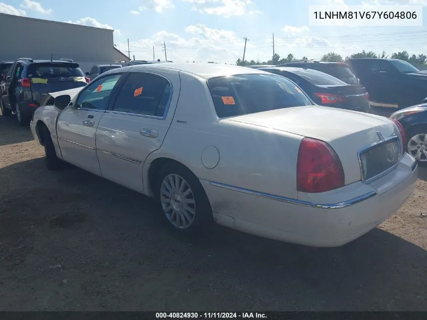 2007 Lincoln Town Car Signature VIN: 1LNHM81V67Y604806 Lot: 40824930