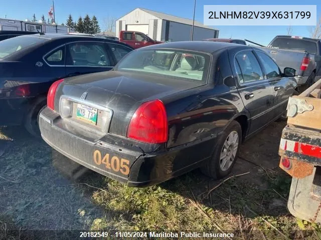 2009 Lincoln Town Car Signature VIN: 2LNHM82V39X631799 Lot: 20182549