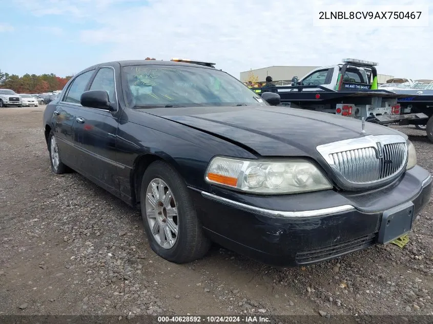 2010 Lincoln Town Car Signature Limited VIN: 2LNBL8CV9AX750467 Lot: 40628592