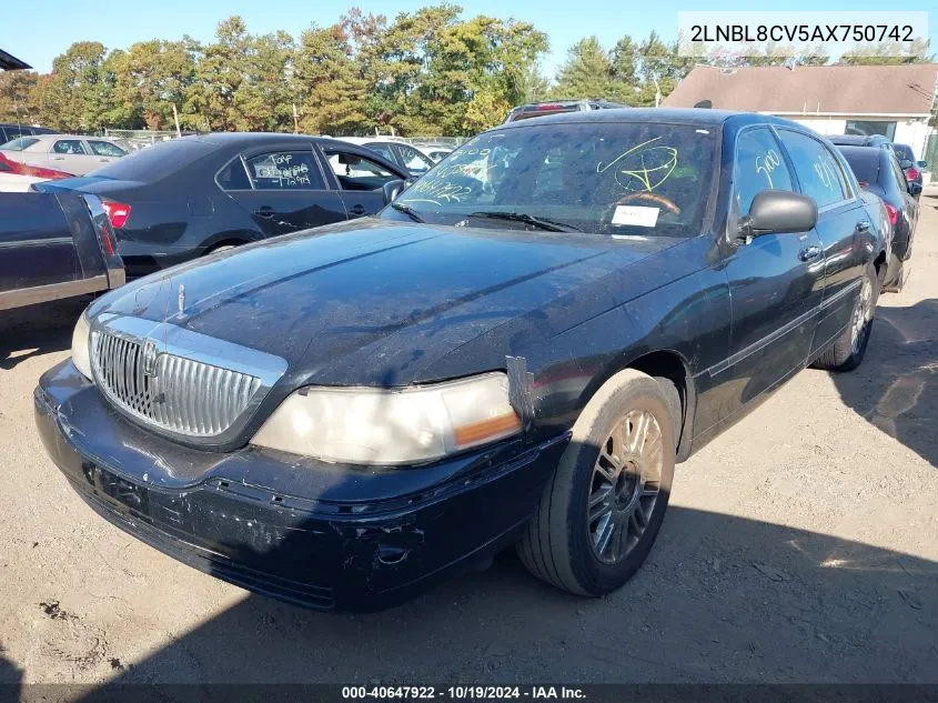 2010 Lincoln Town Car Signature Limited VIN: 2LNBL8CV5AX750742 Lot: 40647922