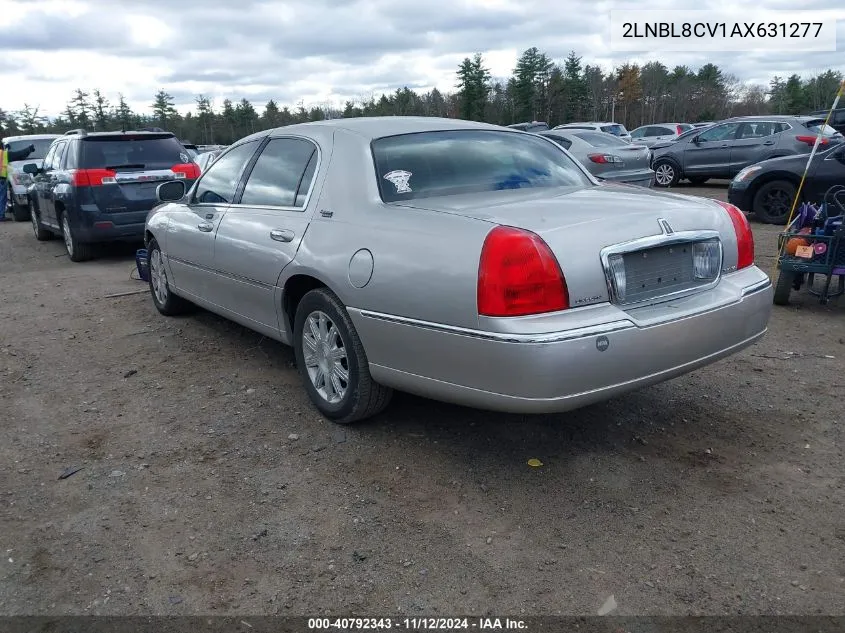 2010 Lincoln Town Car Signature Limited VIN: 2LNBL8CV1AX631277 Lot: 40792343