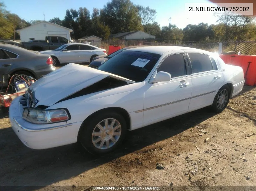 2011 Lincoln Town Car Signature Limited VIN: 2LNBL8CV6BX752002 Lot: 40594183