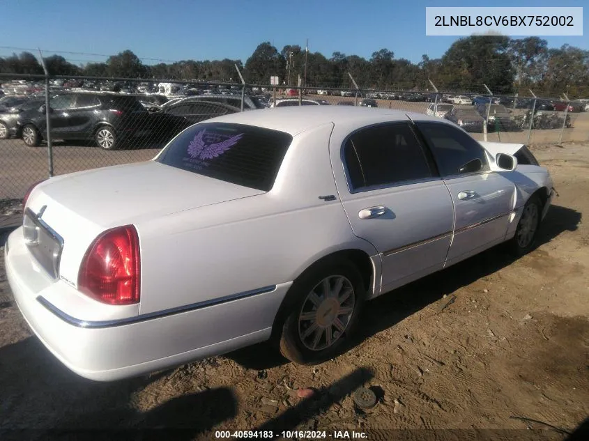 2011 Lincoln Town Car Signature Limited VIN: 2LNBL8CV6BX752002 Lot: 40594183