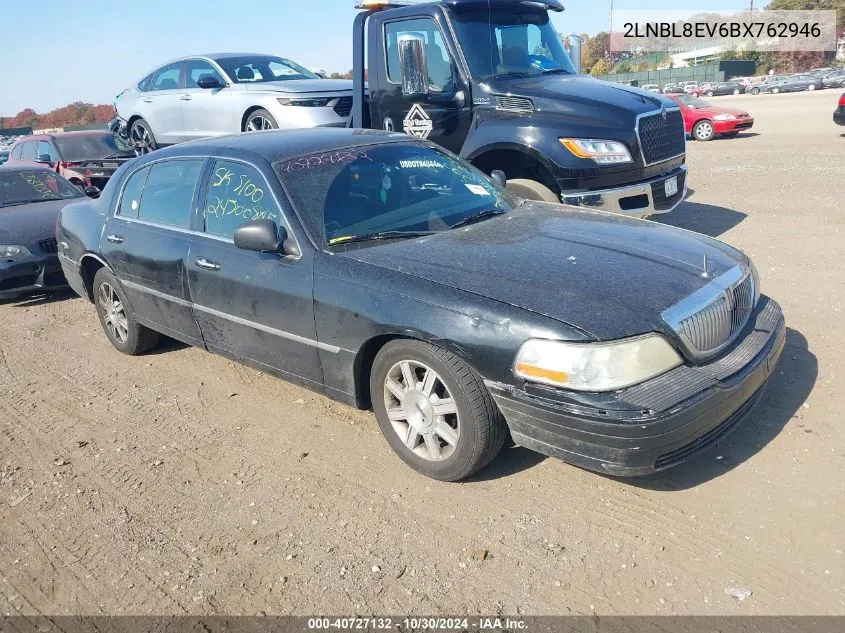 2011 Lincoln Town Car Executive L VIN: 2LNBL8EV6BX762946 Lot: 40727132