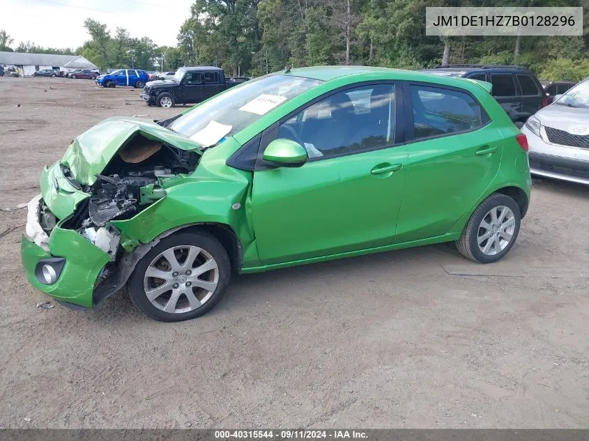 2011 Mazda Mazda2 Touring VIN: JM1DE1HZ7B0128296 Lot: 40315544