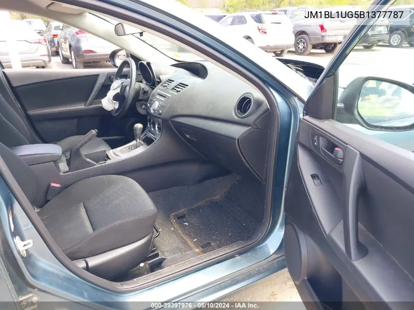 JM1BL1UG5B1377787 2011 Mazda Mazda3