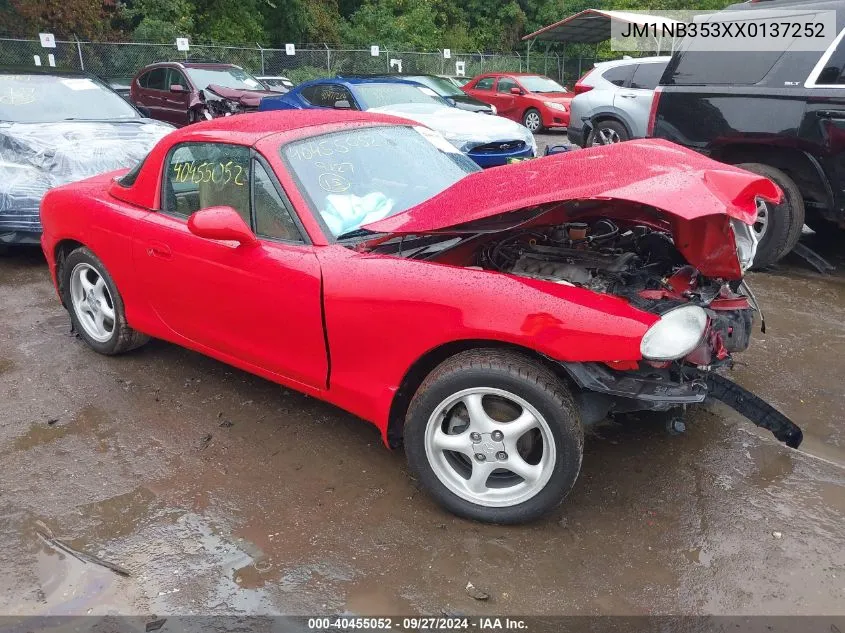 1999 Mazda Mx-5 Miata Leather Pkg/Popular Equipment Pkg/Sports Pkg/Touring Pkg VIN: JM1NB353XX0137252 Lot: 40455052