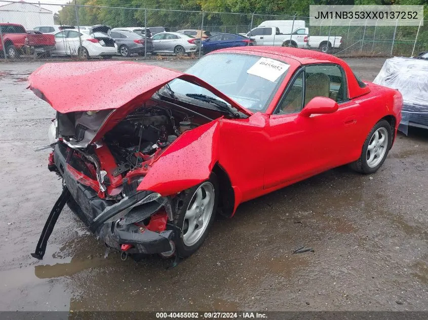 1999 Mazda Mx-5 Miata Leather Pkg/Popular Equipment Pkg/Sports Pkg/Touring Pkg VIN: JM1NB353XX0137252 Lot: 40455052