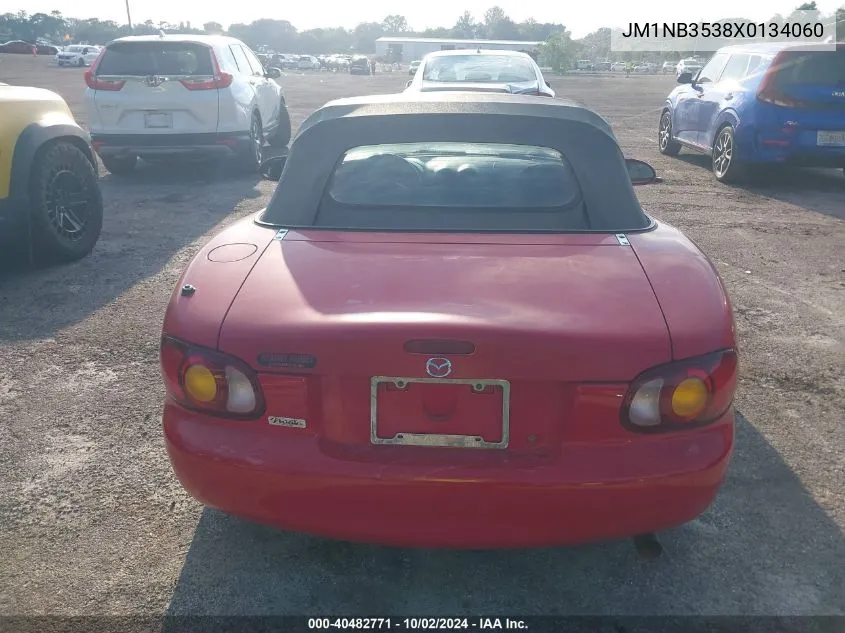 1999 Mazda Mx-5 Miata Leather Pkg/Popular Equipment Pkg/Sports Pkg/Touring Pkg VIN: JM1NB3538X0134060 Lot: 40482771