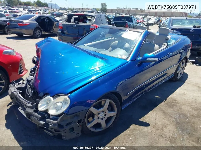 2005 Mercedes-Benz Clk 500 VIN: WDBTK75G85T037971 Lot: 40159337