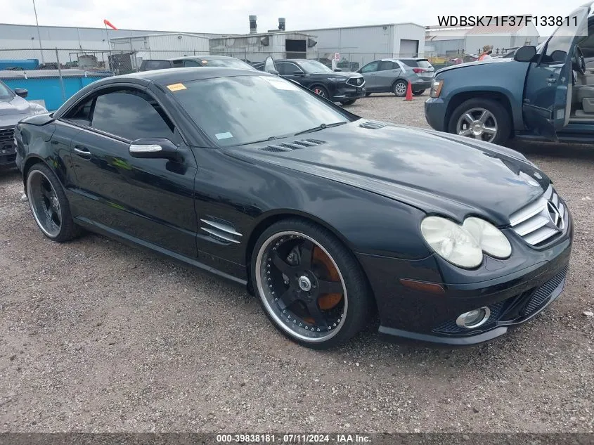 2007 Mercedes-Benz Sl 550 VIN: WDBSK71F37F133811 Lot: 39838181