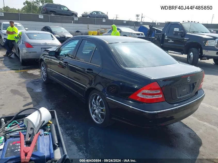 2004 Mercedes-Benz C 230 Kompressor Sport/Sport VIN: WDBRF40J44F485850 Lot: 40430884