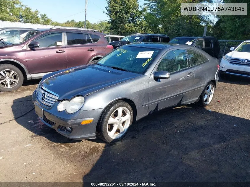 2005 Mercedes-Benz C 230 Kompressor Sport VIN: WDBRN40J75A743845 Lot: 40292261