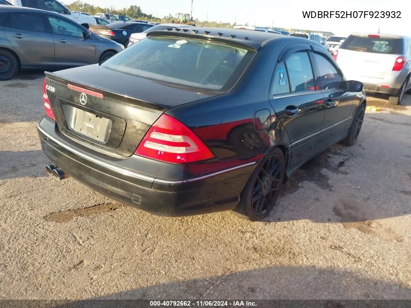 2007 Mercedes-Benz C 230 Sport VIN: WDBRF52H07F923932 Lot: 40792662