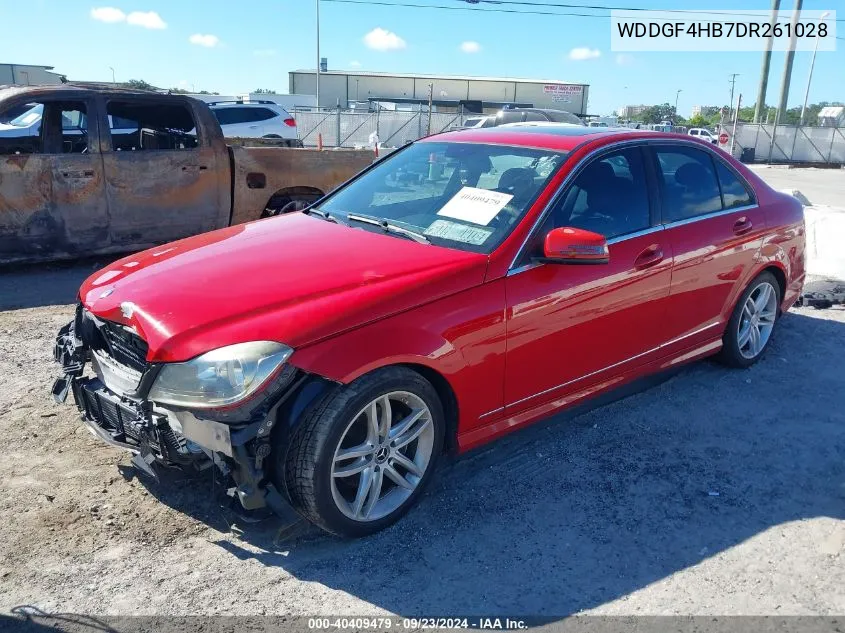 2013 Mercedes-Benz C 250 Luxury/Sport VIN: WDDGF4HB7DR261028 Lot: 40409479