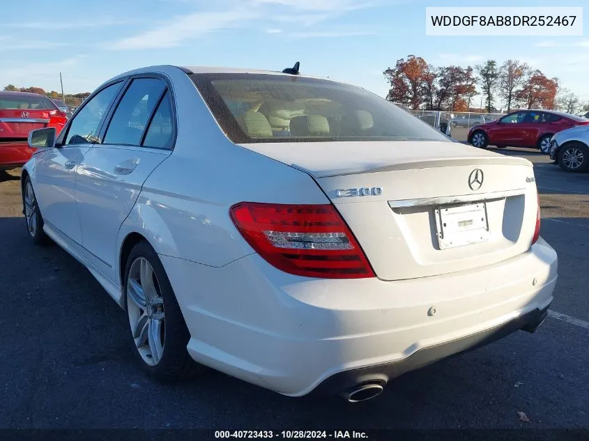 2013 Mercedes-Benz C 300 Luxury 4Matic/Sport 4Matic VIN: WDDGF8AB8DR252467 Lot: 40723433