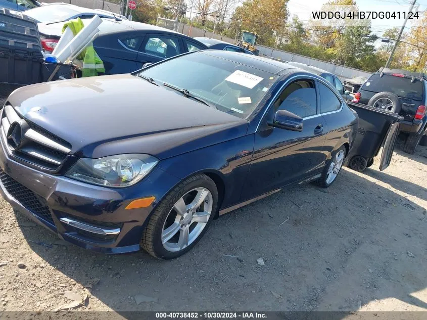 2013 Mercedes-Benz C 250 VIN: WDDGJ4HB7DG041124 Lot: 40738452