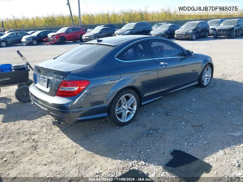 2013 Mercedes-Benz C 350 Sport 4Matic VIN: WDDGJ8JB7DF985075 Lot: 40795642