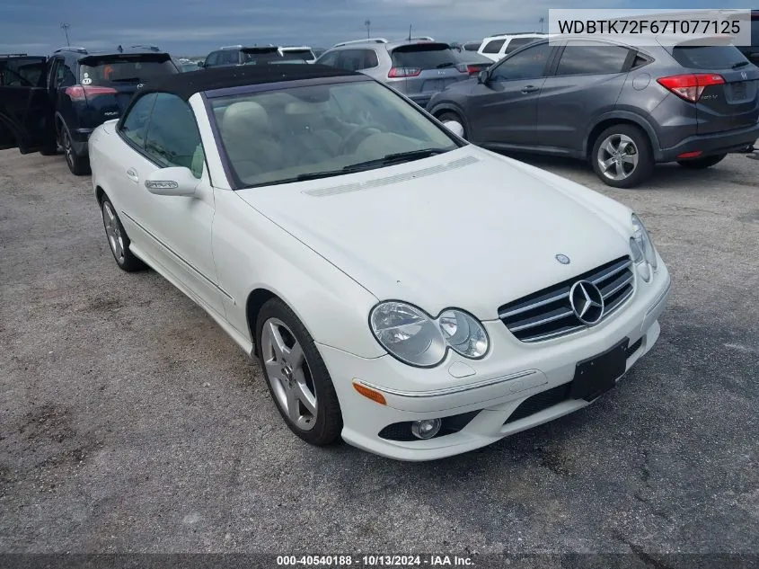 2007 Mercedes-Benz Clk 550 VIN: WDBTK72F67T077125 Lot: 40540188