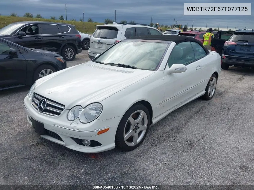 2007 Mercedes-Benz Clk 550 VIN: WDBTK72F67T077125 Lot: 40540188