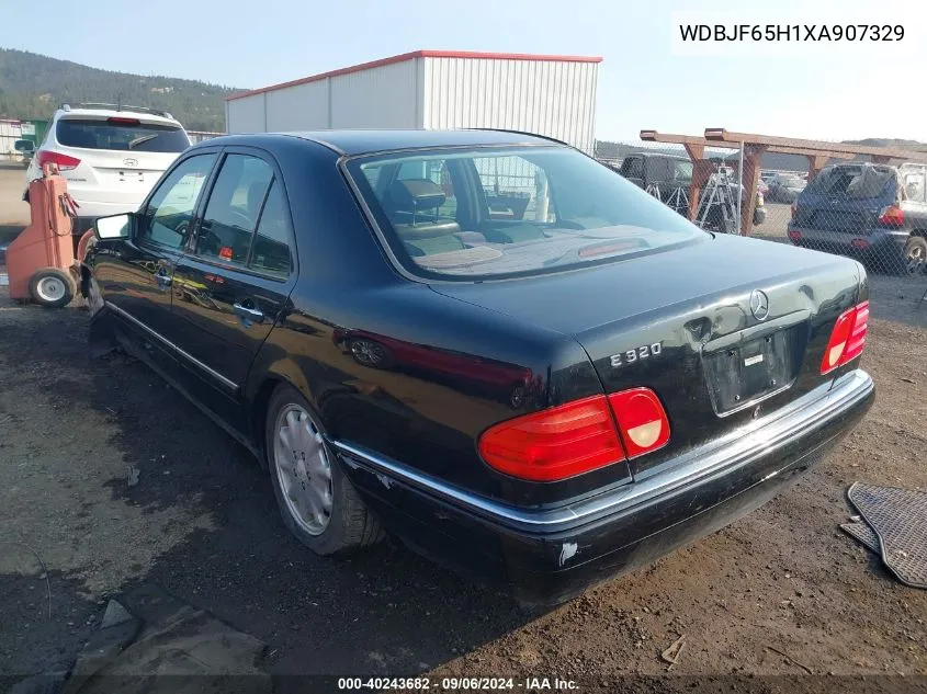 1999 Mercedes-Benz E 320 VIN: WDBJF65H1XA907329 Lot: 40243682