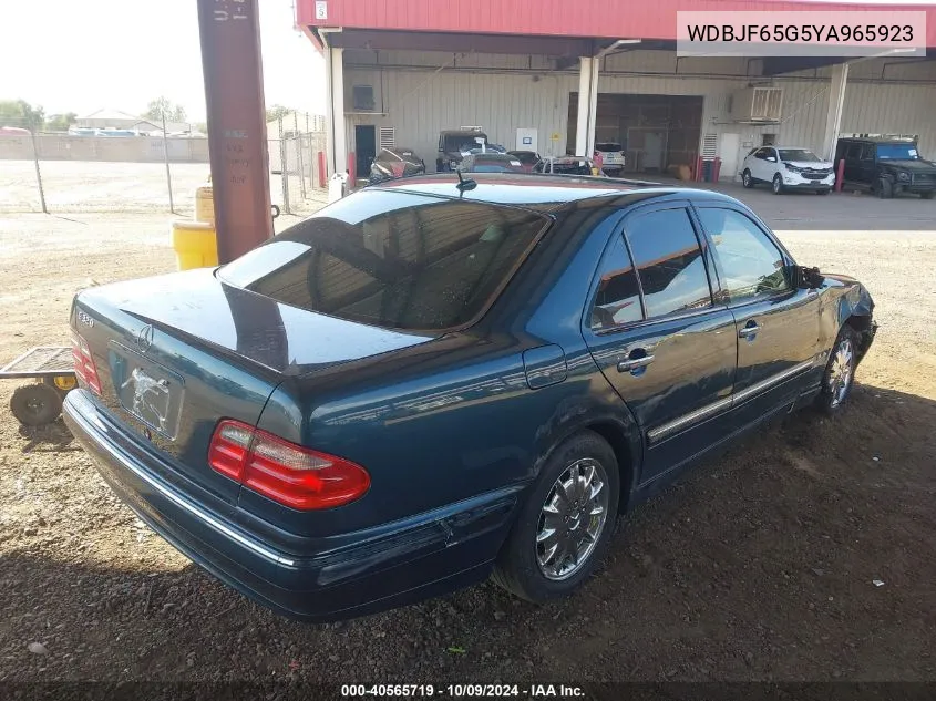 2000 Mercedes-Benz E 320 VIN: WDBJF65G5YA965923 Lot: 40565719