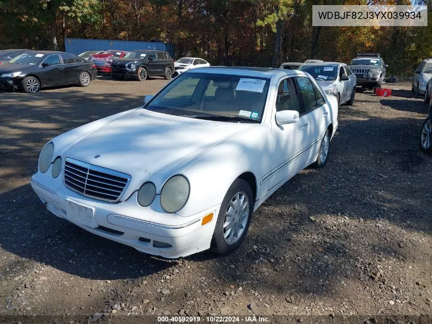 2000 Mercedes-Benz E 320 4M VIN: WDBJF82J3YX039934 Lot: 40592019