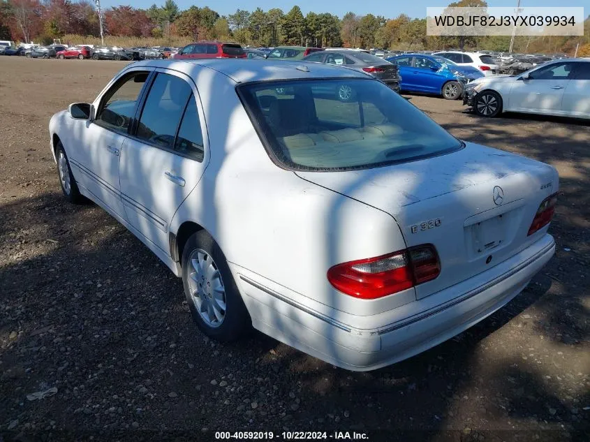 2000 Mercedes-Benz E 320 4M VIN: WDBJF82J3YX039934 Lot: 40592019