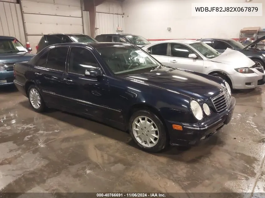 2002 Mercedes-Benz E 320 4M/4M Special Edition VIN: WDBJF82J82X067879 Lot: 40766691