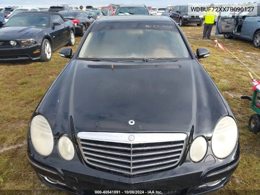 2007 Mercedes-Benz E 550 550 VIN: WDBUF72XX7B090127 Lot: 40541891