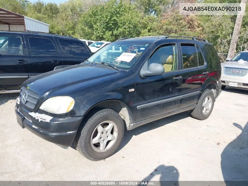 1999 Mercedes-Benz Ml 320 VIN: 4JGAB54E0XA090218 Lot: 40528085