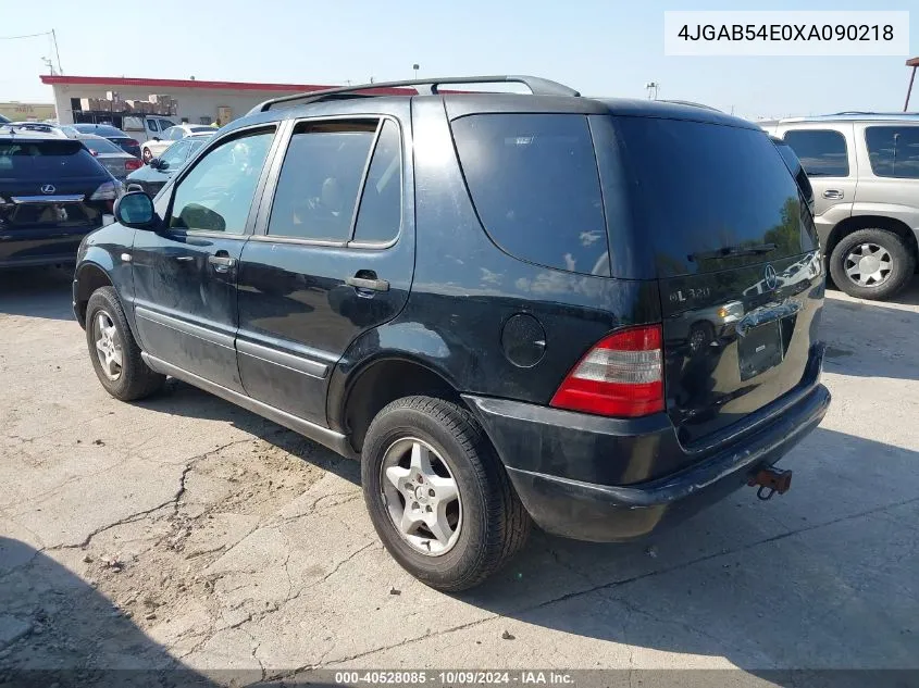 1999 Mercedes-Benz Ml 320 VIN: 4JGAB54E0XA090218 Lot: 40528085