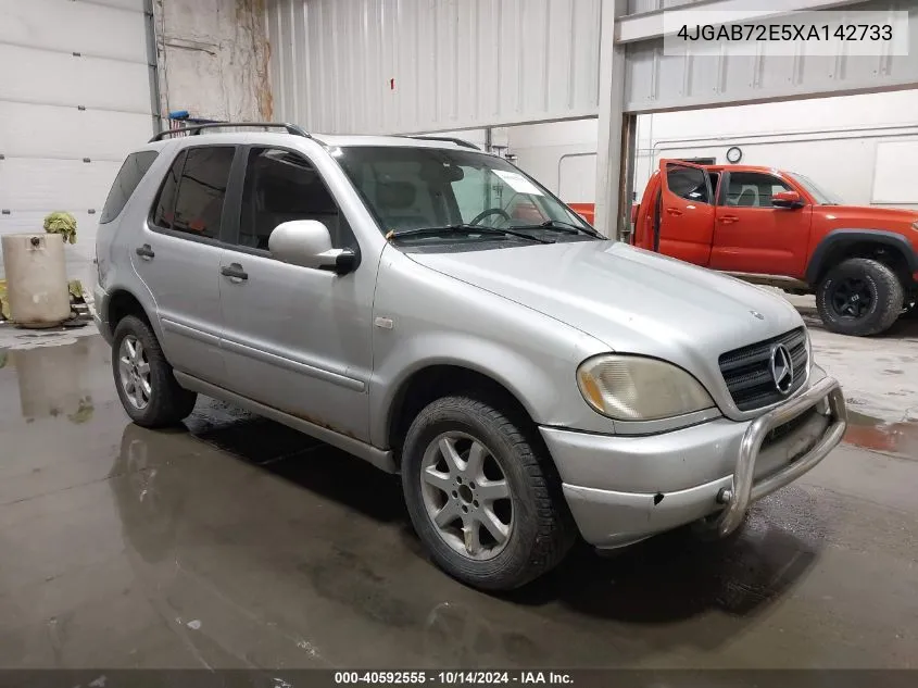 1999 Mercedes-Benz Ml 430 VIN: 4JGAB72E5XA142733 Lot: 40592555