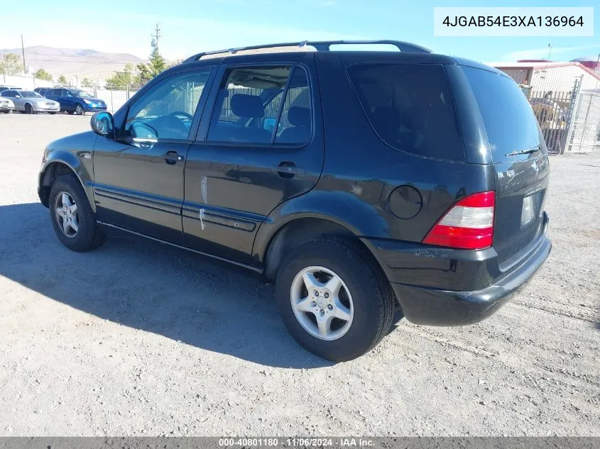 1999 Mercedes-Benz Ml 320 VIN: 4JGAB54E3XA136964 Lot: 40801180